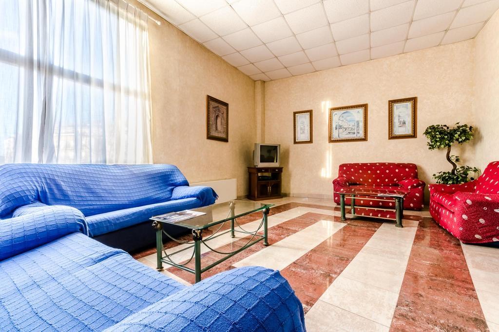 Roma Aurea Hotell Talavera de la Reina Exteriör bild